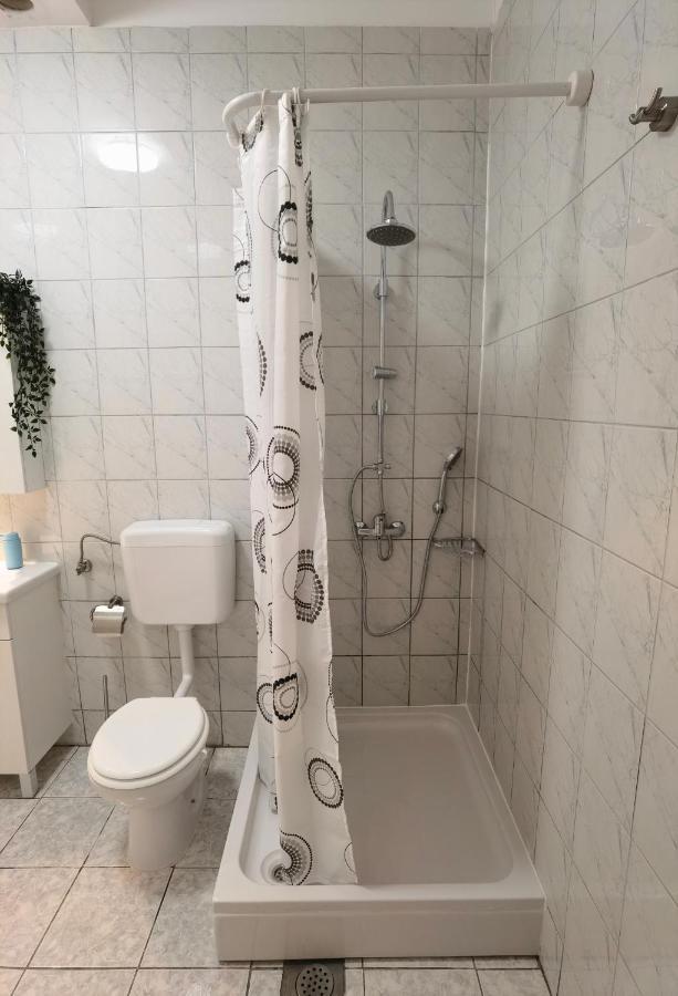 Novigrad Istria Ivan B&B, 5 Star Superior Room, Near The See And Park المظهر الخارجي الصورة